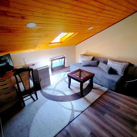 Apartment Budget With Breakfast #4